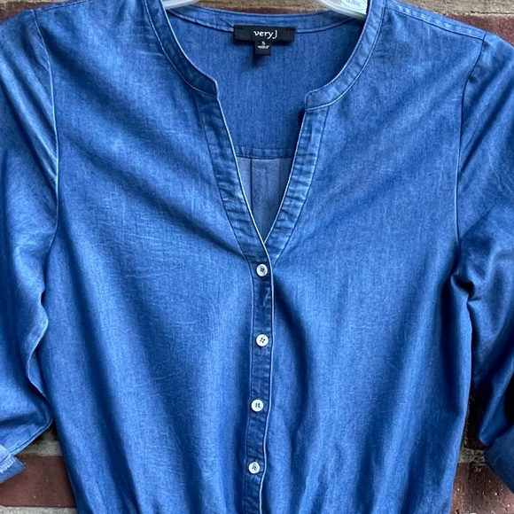 Very J Blue Lightweight Denim Jean Romper Size Small - Picture 2 of 13